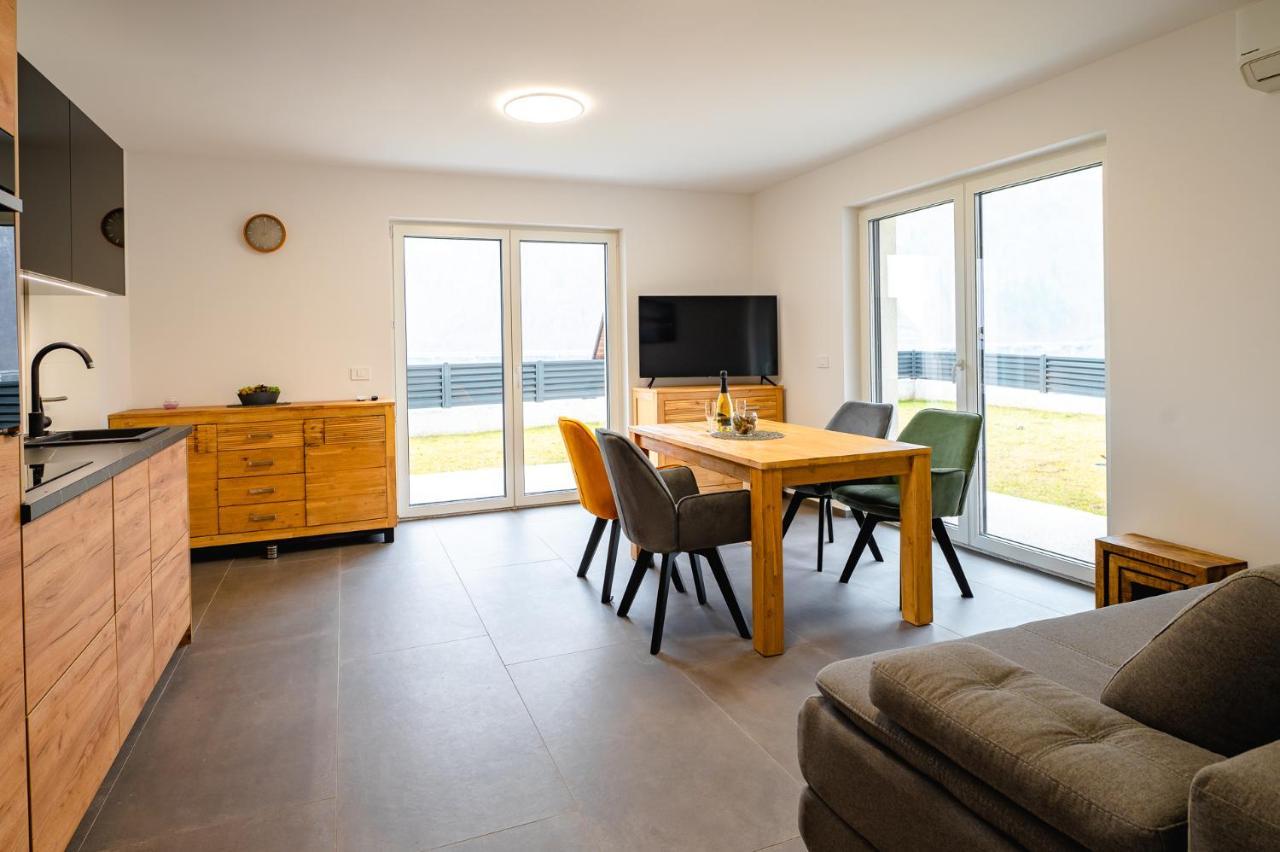 Apartments Luxury Ad Есенице Экстерьер фото