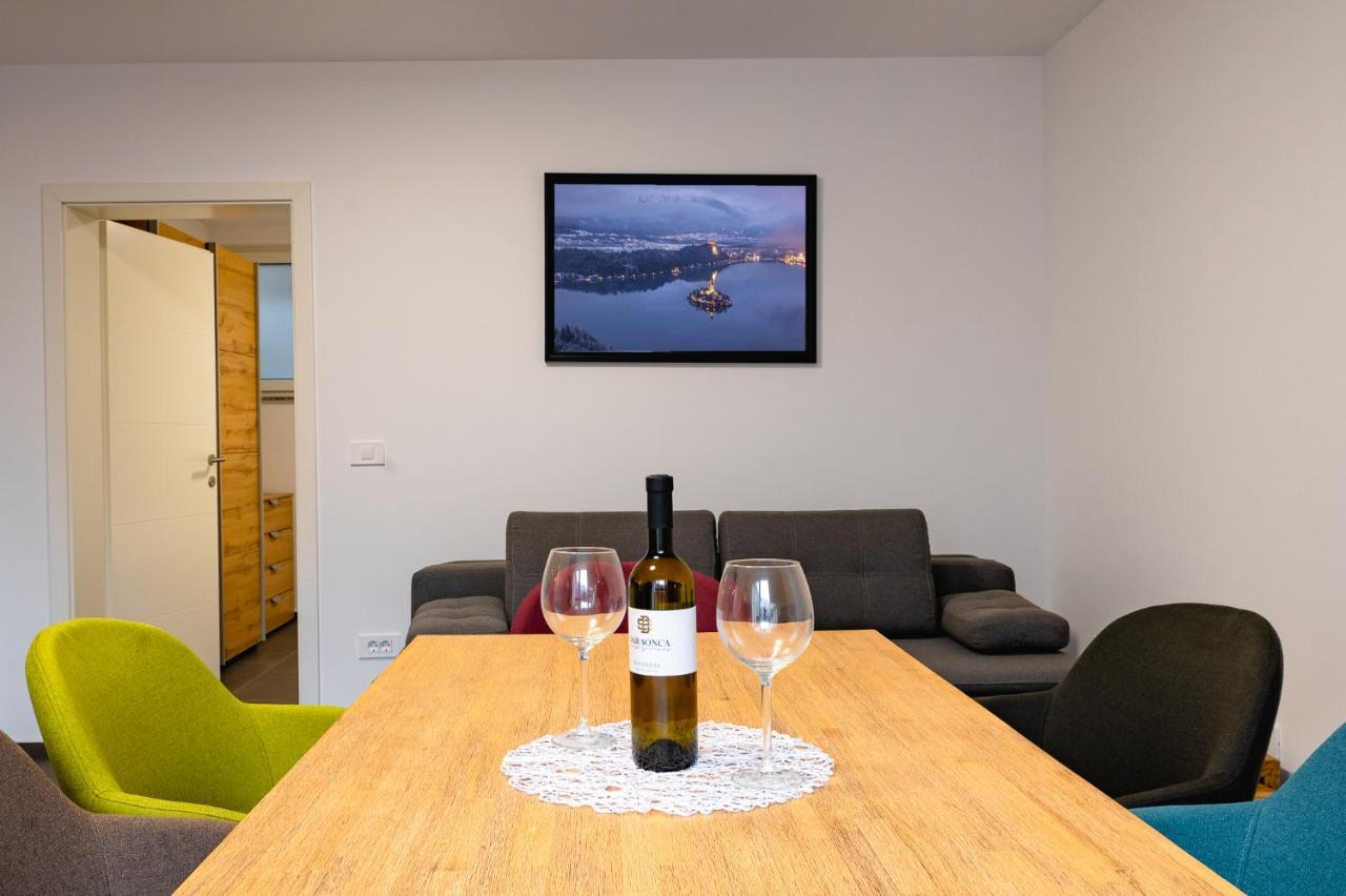 Apartments Luxury Ad Есенице Экстерьер фото